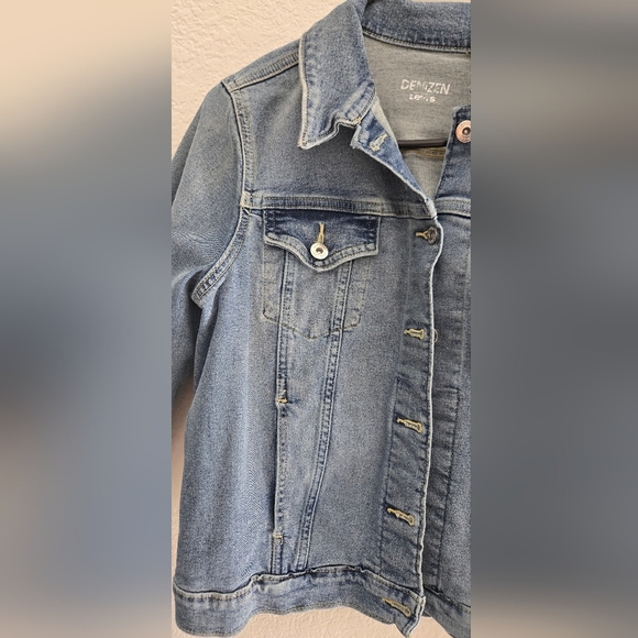 Denizen from Levi's Women's Blue Denim Jacket Sz XL - Picture 2 of 10